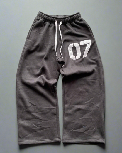 07 Oversized Zip up Hoodie And Sweatpants Set